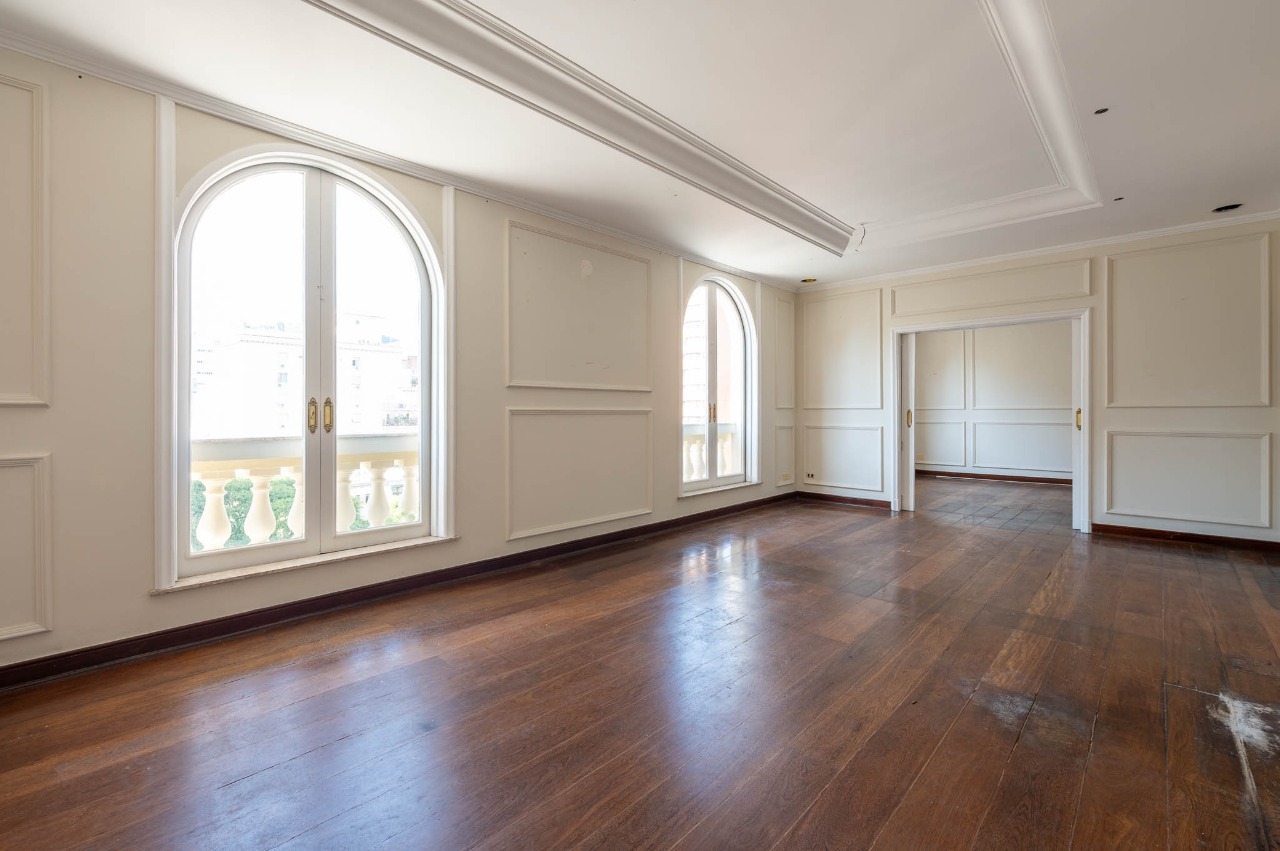 Apartamento Lindenberg para reinventar no Jardim América, São Paulo.