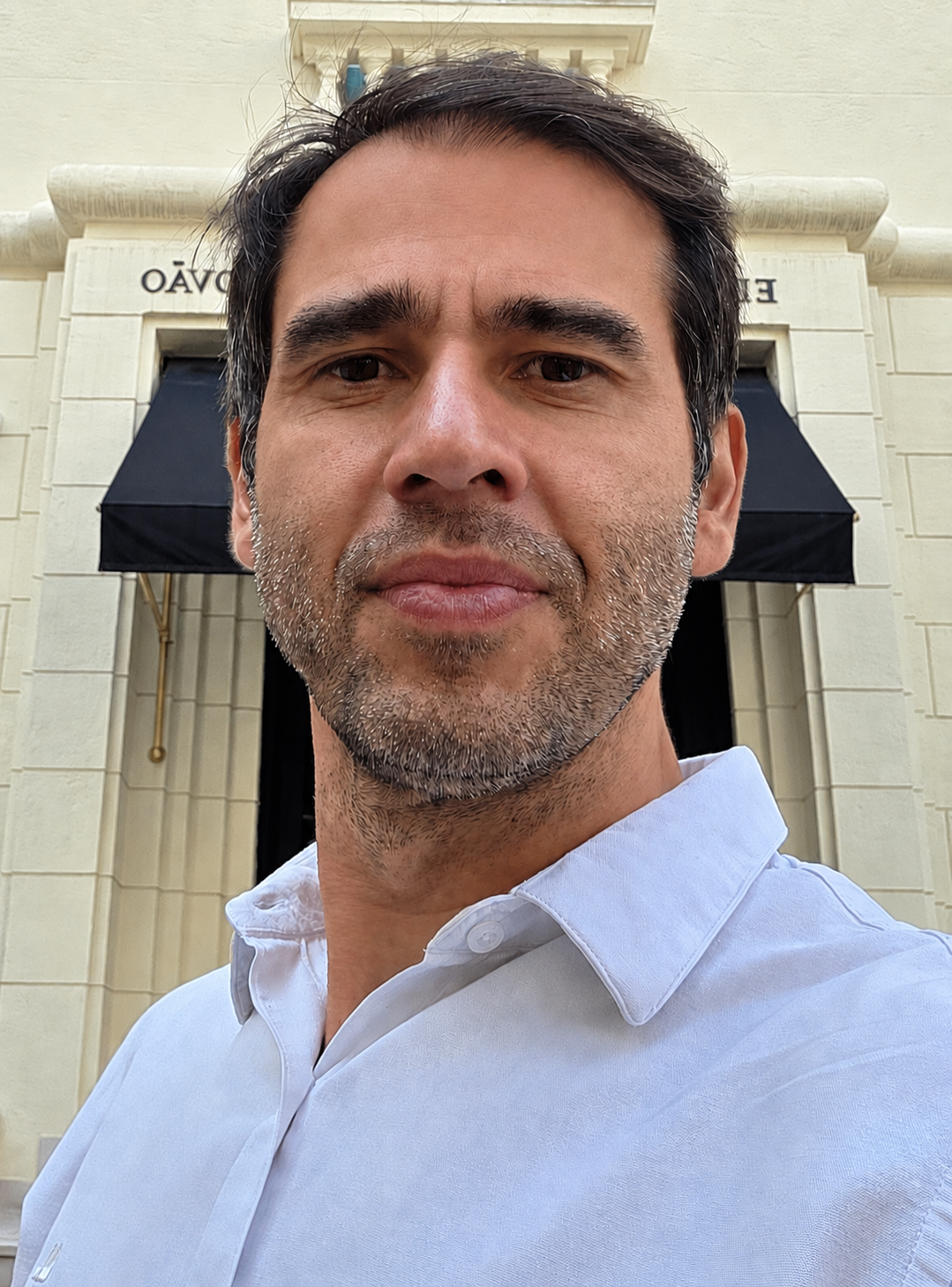 Mauricio Borges, especialista em imóveis de alto padrão em São Paulo.
